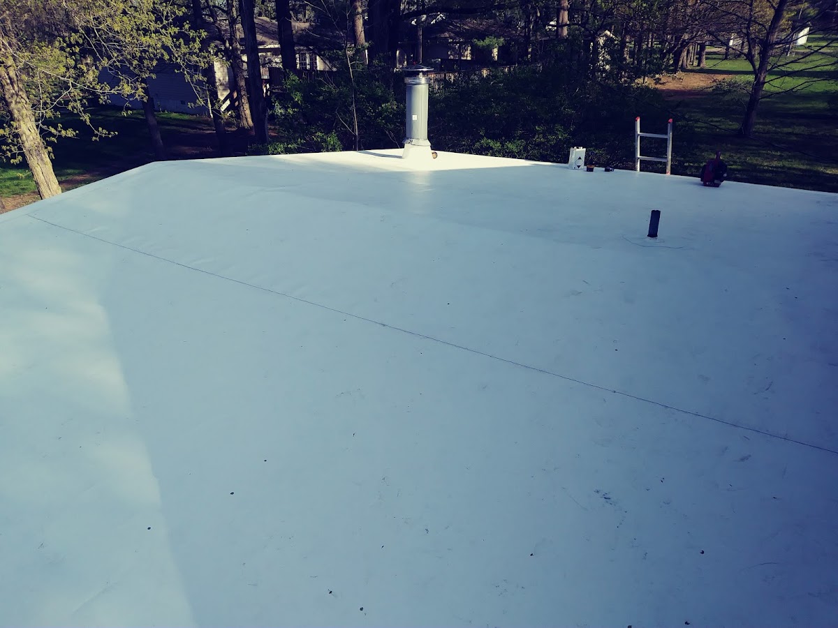 Commercial TPO flat-roof system by Sunrise Roofing